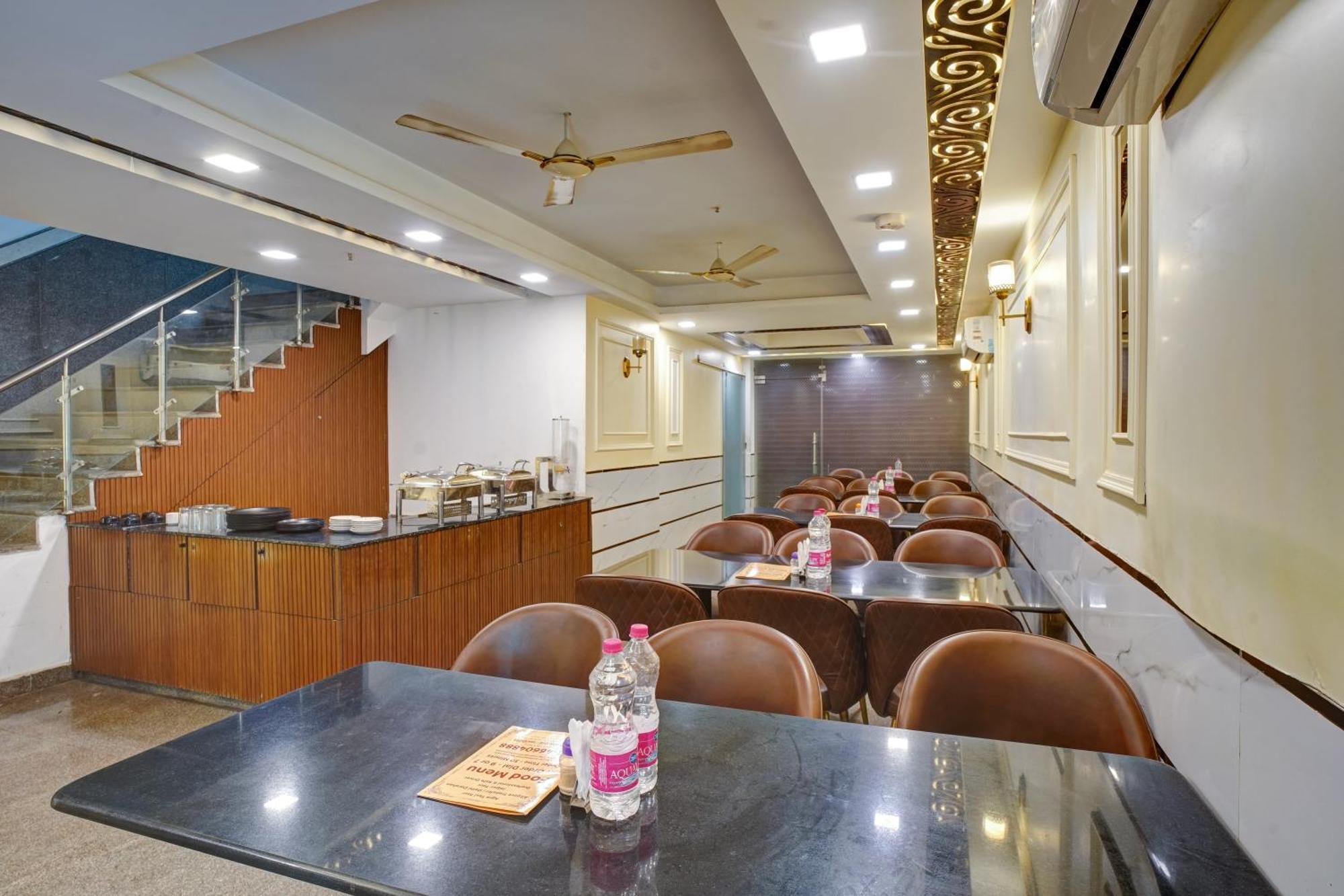 Hotel Chanakya Inn New Delhi Exterior foto
