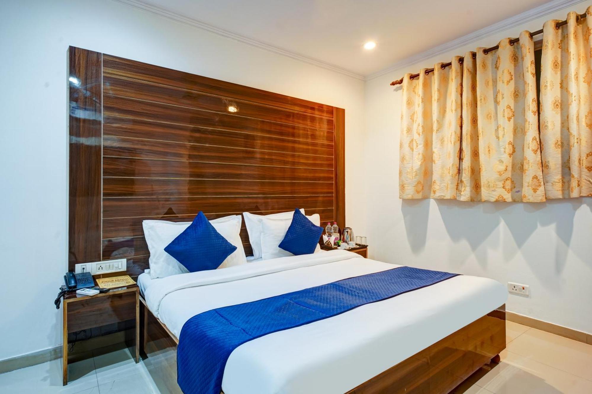 Hotel Chanakya Inn New Delhi Exterior foto