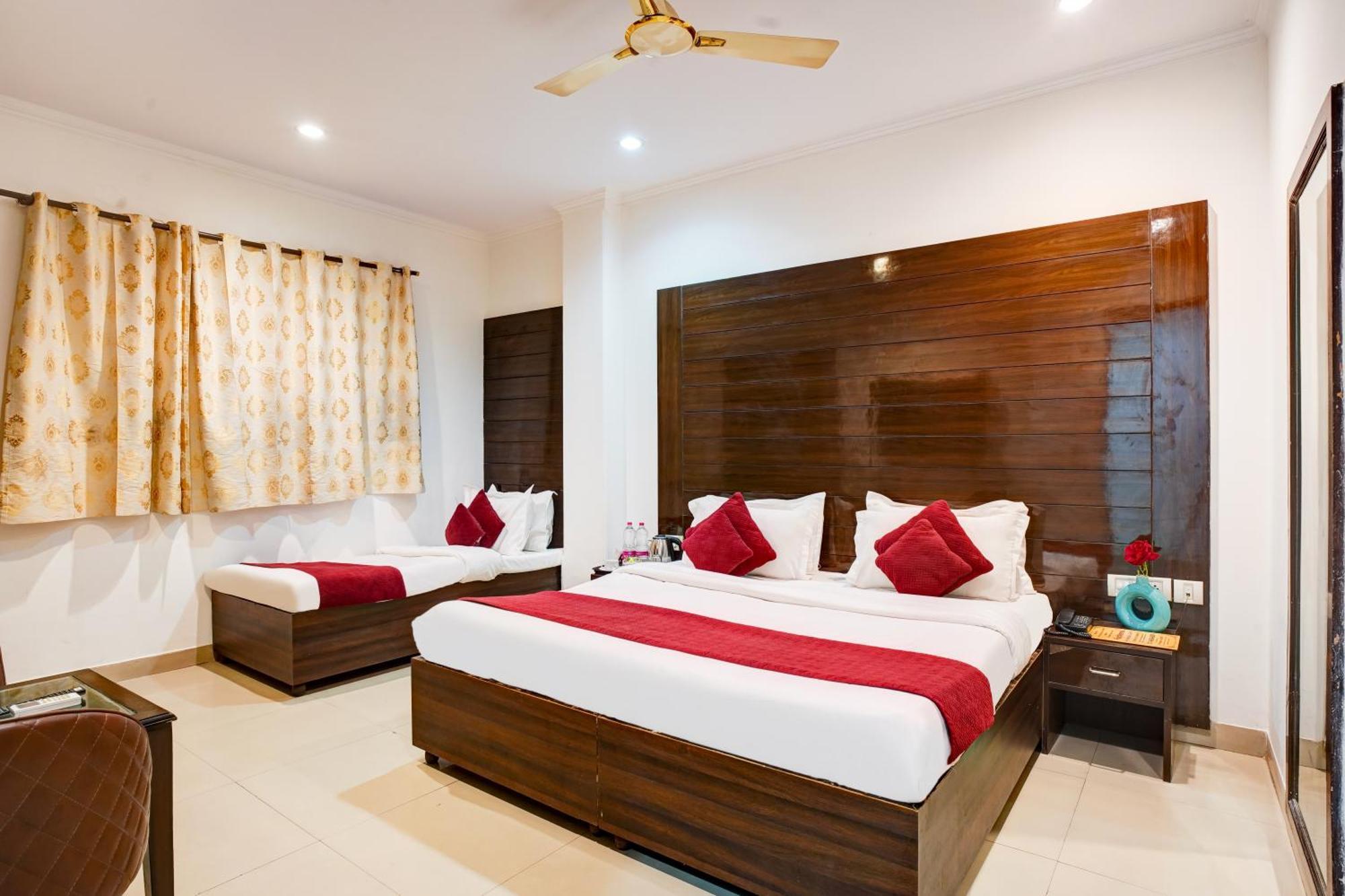 Hotel Chanakya Inn New Delhi Exterior foto