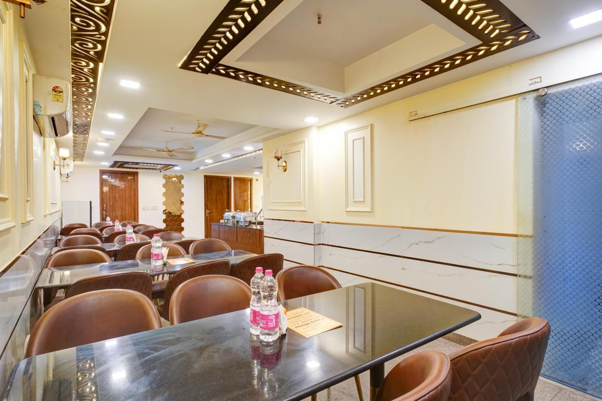 Hotel Chanakya Inn New Delhi Exterior foto